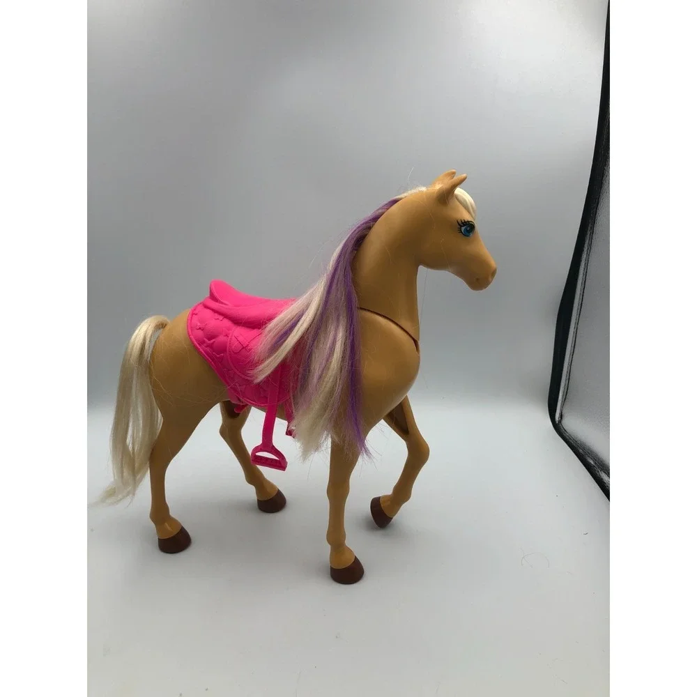 Tan Barbie and Friends Horse Pink‎ Saddle Moving Head Blonde Hair Purple Streak